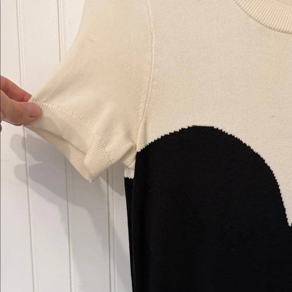 Kate Spade Small knitted Two-Tone Black and Cream Cocktail Dress.